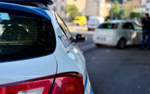Denunciato un 20enne tunisino per spaccio di droga e possesso di spray urticante