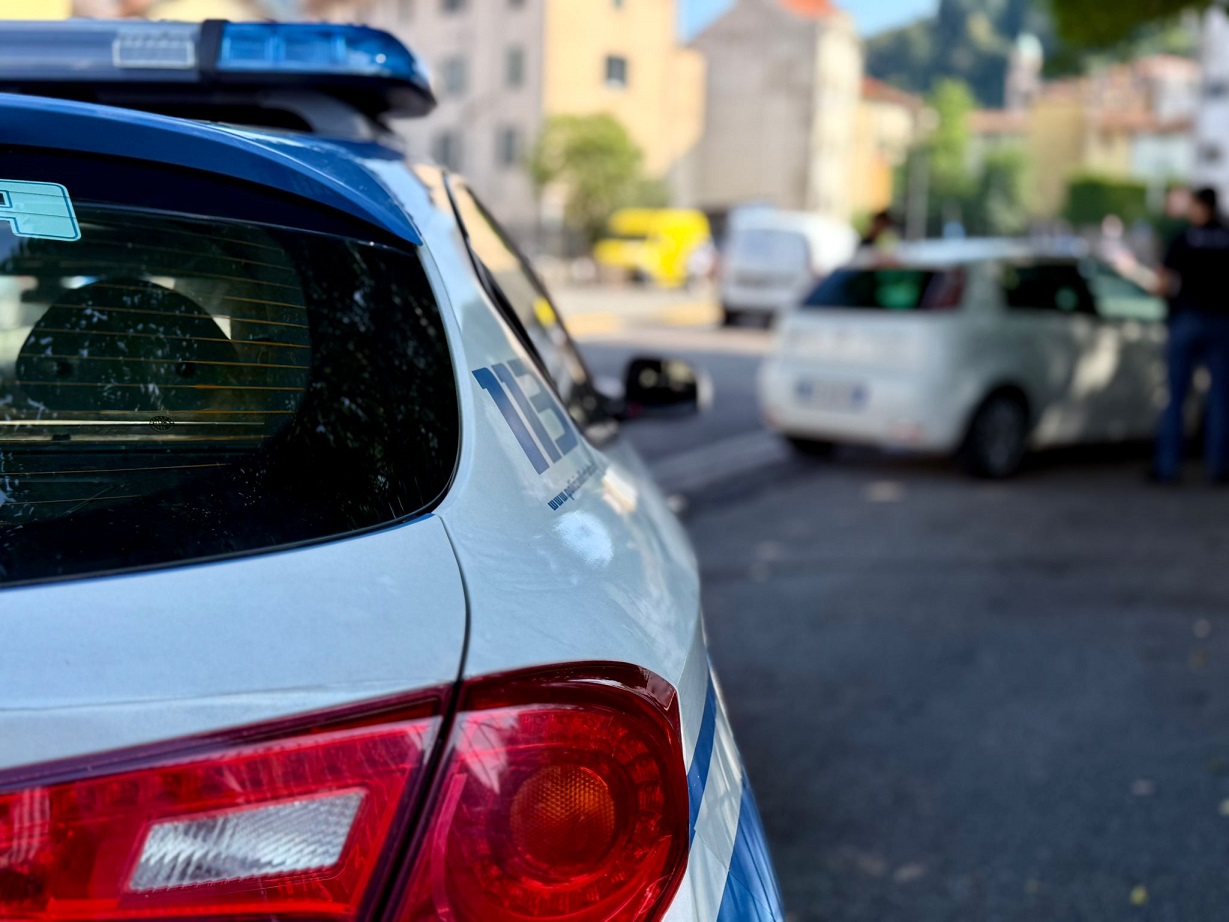 Denunciato un 20enne tunisino per spaccio di droga e possesso di spray urticante