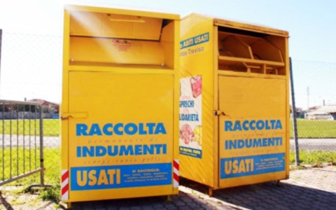 Raccolta di indumenti usati: rimossi i contenitori dal territorio di Inverigo
