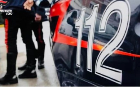 Aggressione al direttore di un supermercato: denunciato un giovane di 26 anni