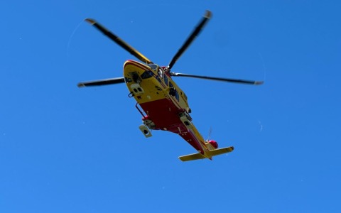 Incidente in via Milano: pedone investito da motocicletta