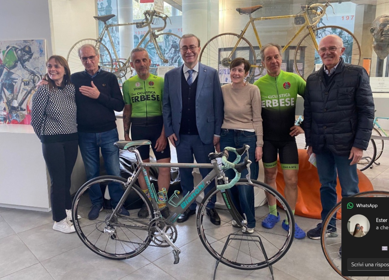 La Ciclistica Erbese dona le biciclette di Lizzeri e Mondin al Museo del Ghisallo