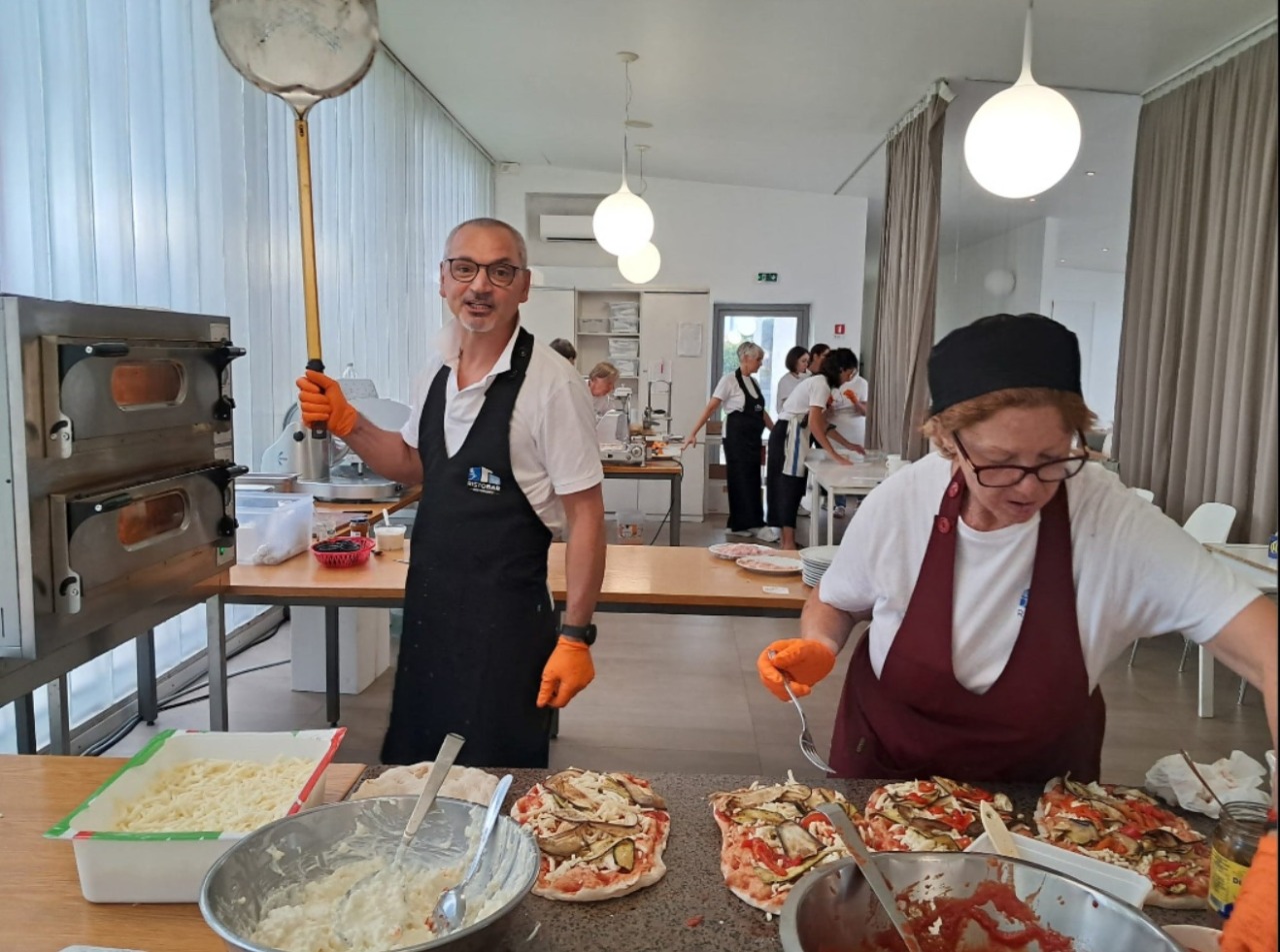 Un pensionamento solidale: donazioni per il Noivoiloro al posto dei regali