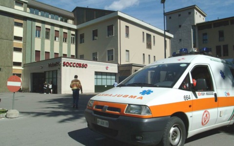 Attese lunghe per le donazioni di sangue all’ospedale di Erba