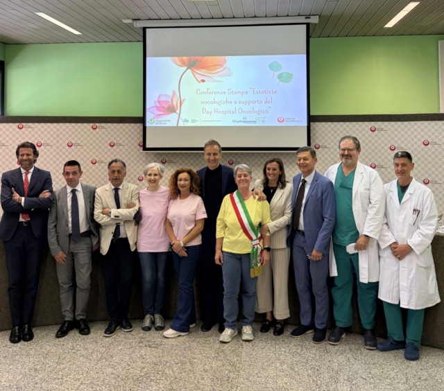 Trattamenti di bellezza per pazienti oncologiche all’Ospedale di Erba