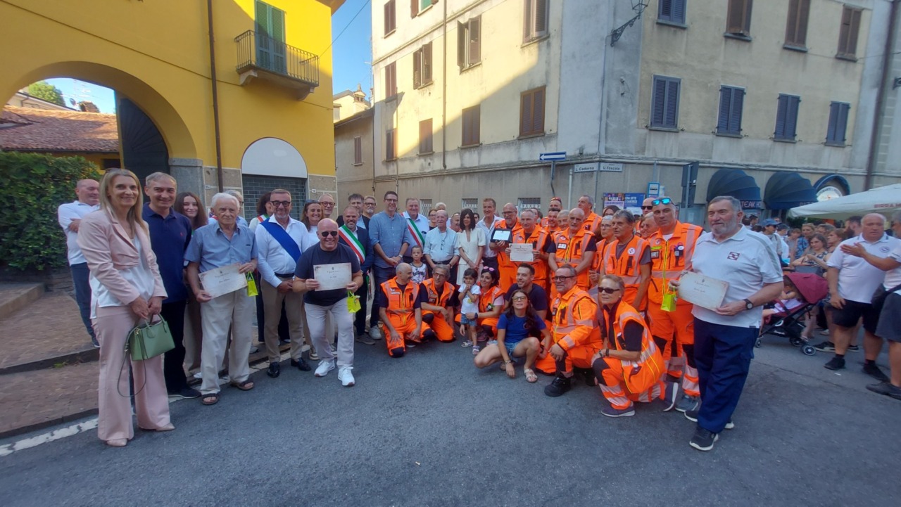 Conferita la cittadinanza onoraria e le benemerenze civiche a Inverigo