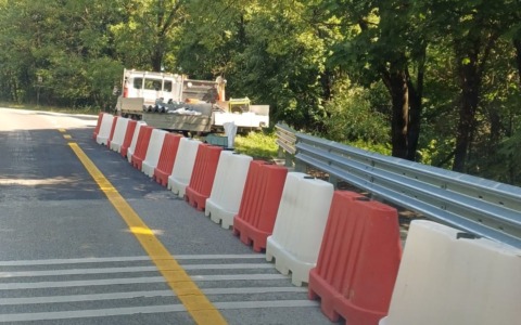 Iniziati i lavori per la posa di oltre 500 metri di barriere di sicurezza sulla SP 41