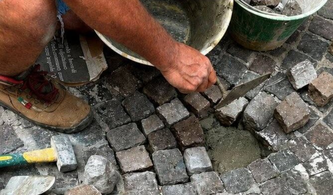 Regione Lombardia destina 100mila euro per le piazze storiche di Asso